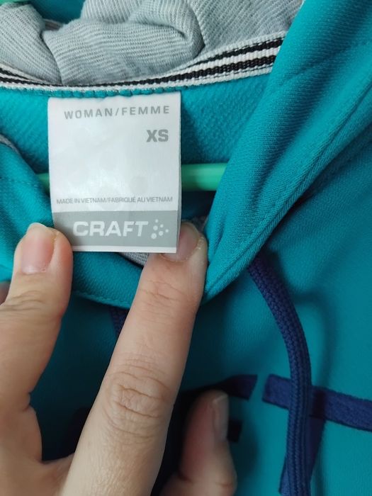 Дамски суичър на марката  Craft