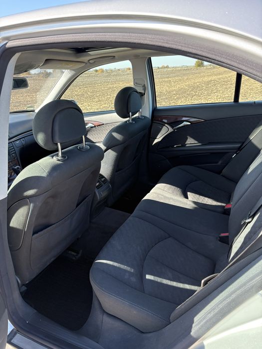 Mercedes e220 w211 2005