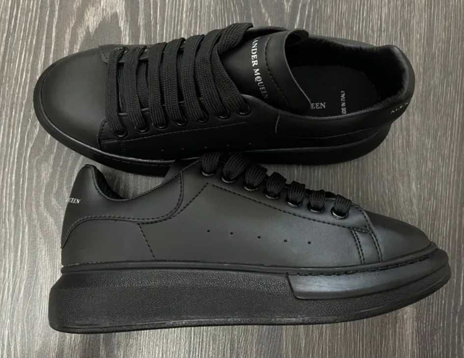 Adidasi Sneakers din piele naturala Alexander McQueen full black