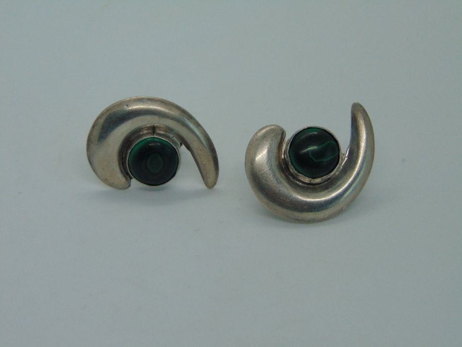 Cercei clips cu surub din argint si malachit