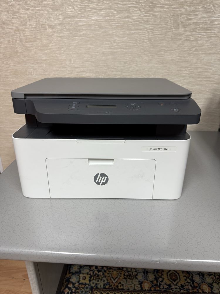 HP Laser MFP 135w
