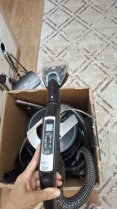 Продам моющий пылесос