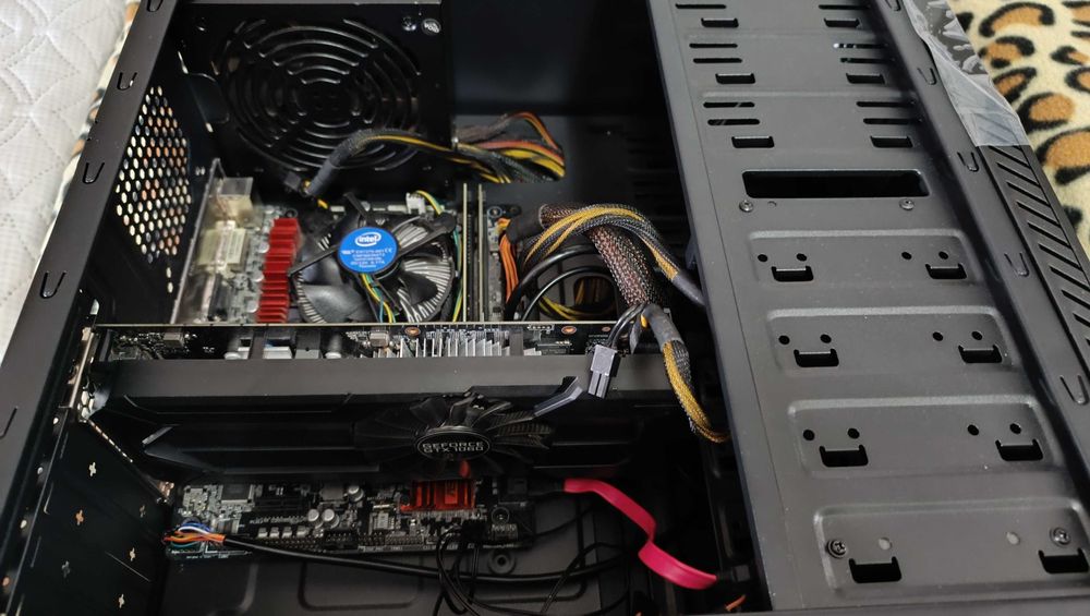 компютър за игри - Intel Core i7-6770 - GTX 1060 6GB - 16GB рам - SSD