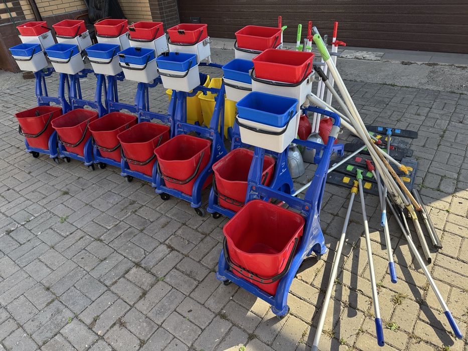 Продам тележки для уборки Filmop про-ва Италия, в хорошем состоянии!