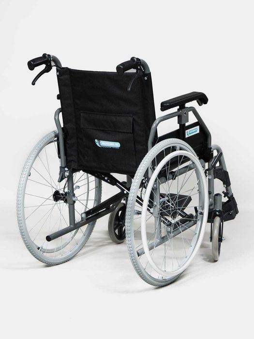 Инвалидная коляска механическая ручным управлением для взрослых