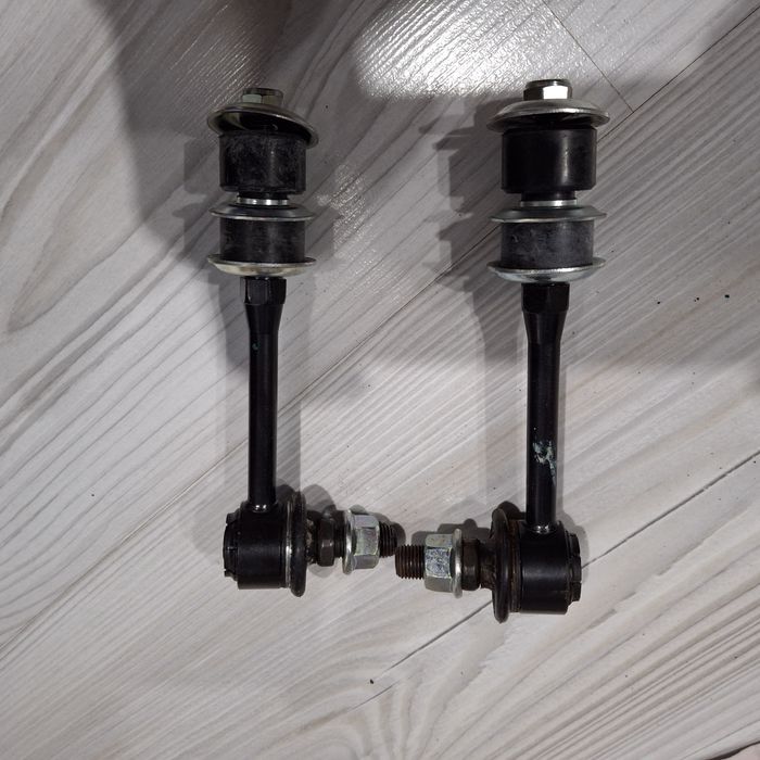 Сайлентблоки Задней подвески  PRADO 90, SURF 185