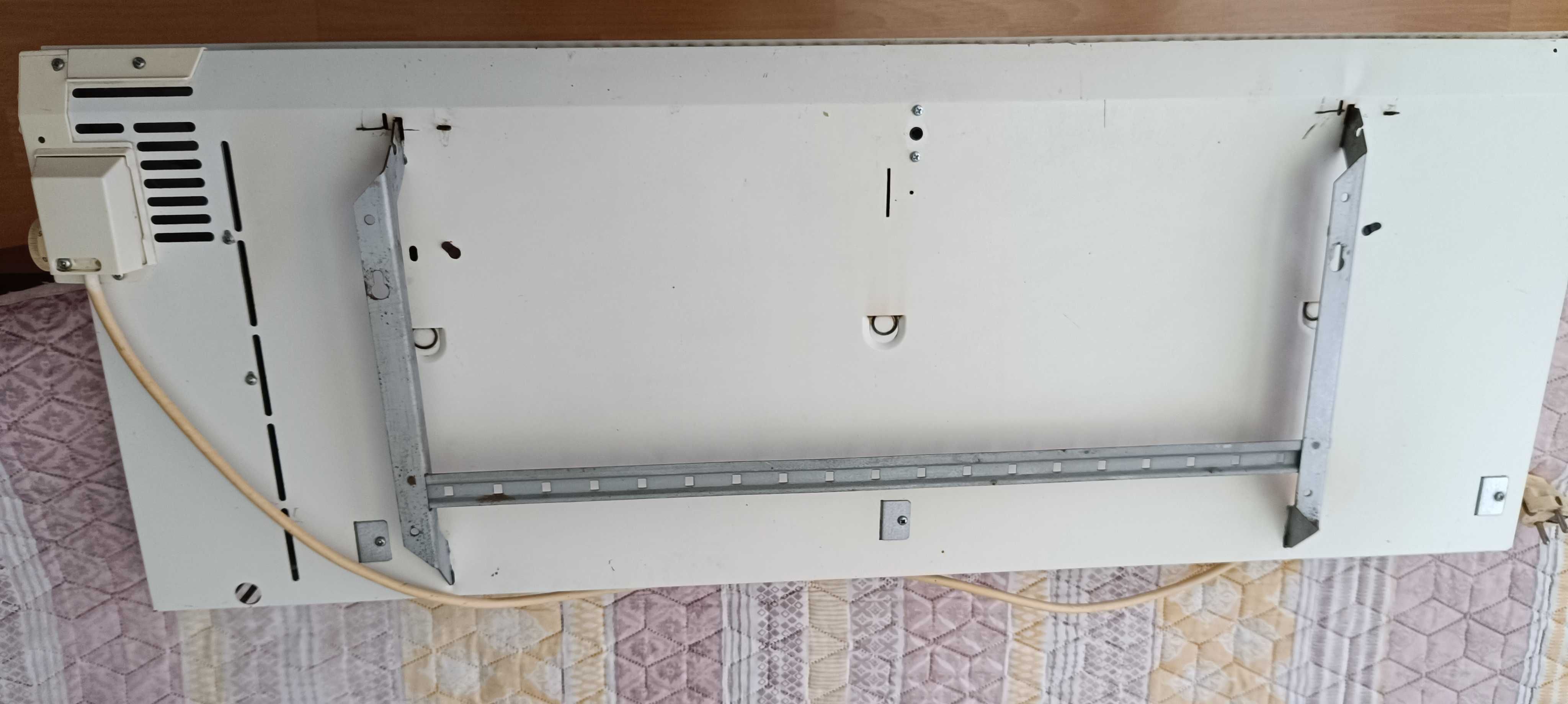 Продавам конвектор ADAX VP914 Standard 1400W