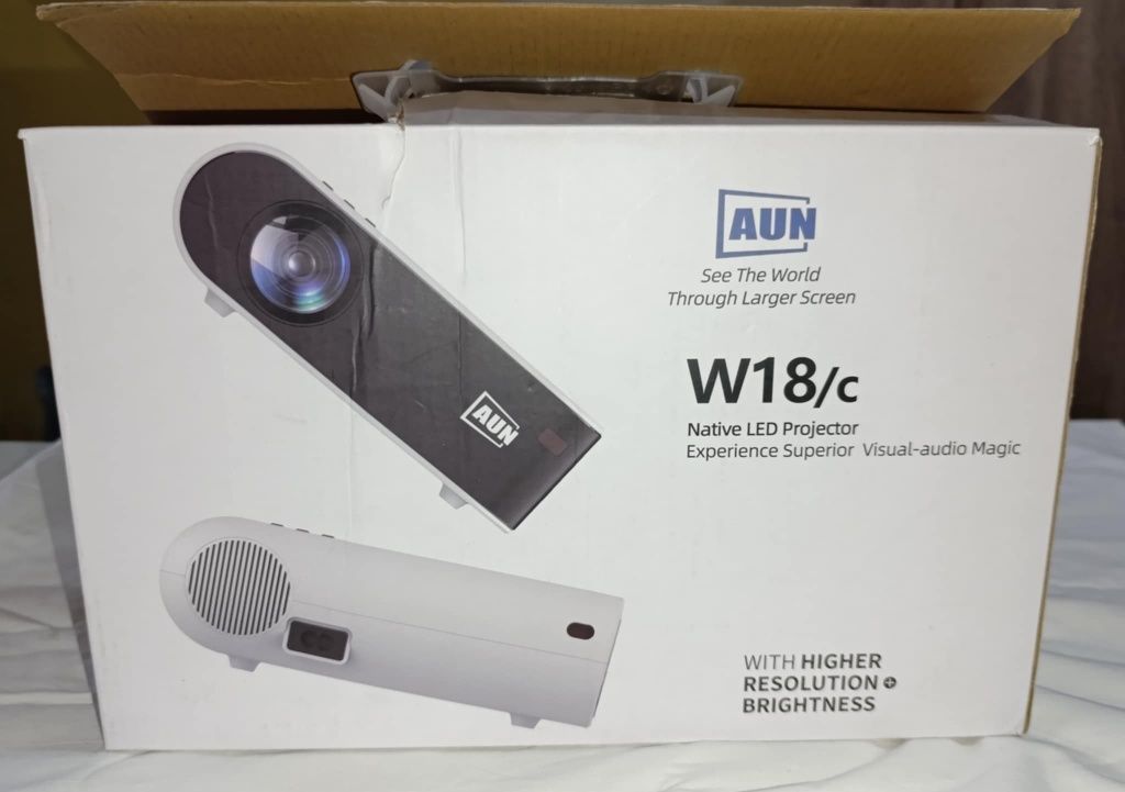 Проектор Aun w18 led