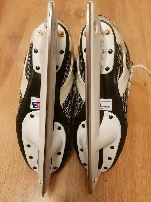 Patine hockey hochei CCM Tacks 4.52 bauer patinaj gheata
