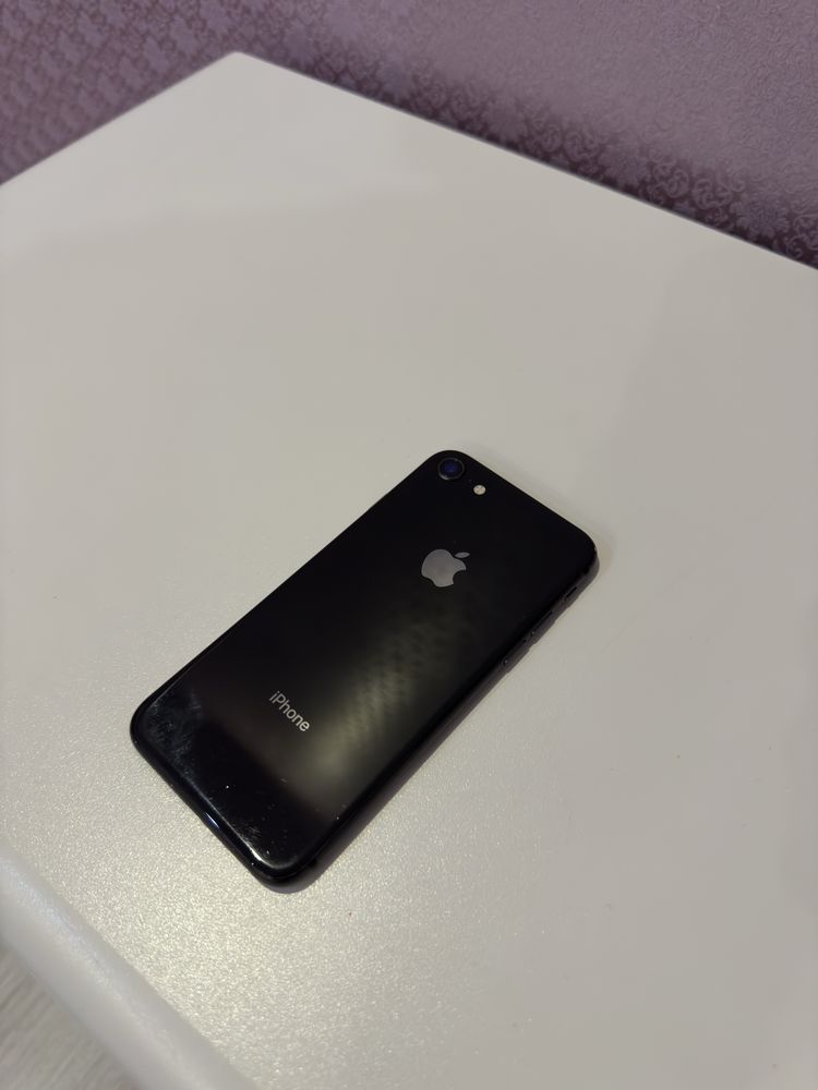Iphone 8 64 GB продается