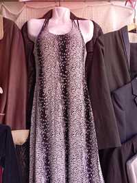 Вечернее платье  серебристо-черное  декольте 46-48 размер.