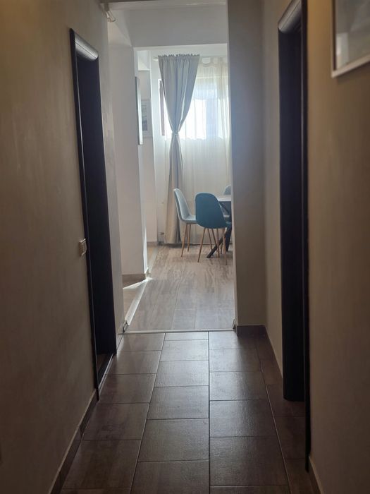 Apartament 2 camere Centru 7 minute de aeroport