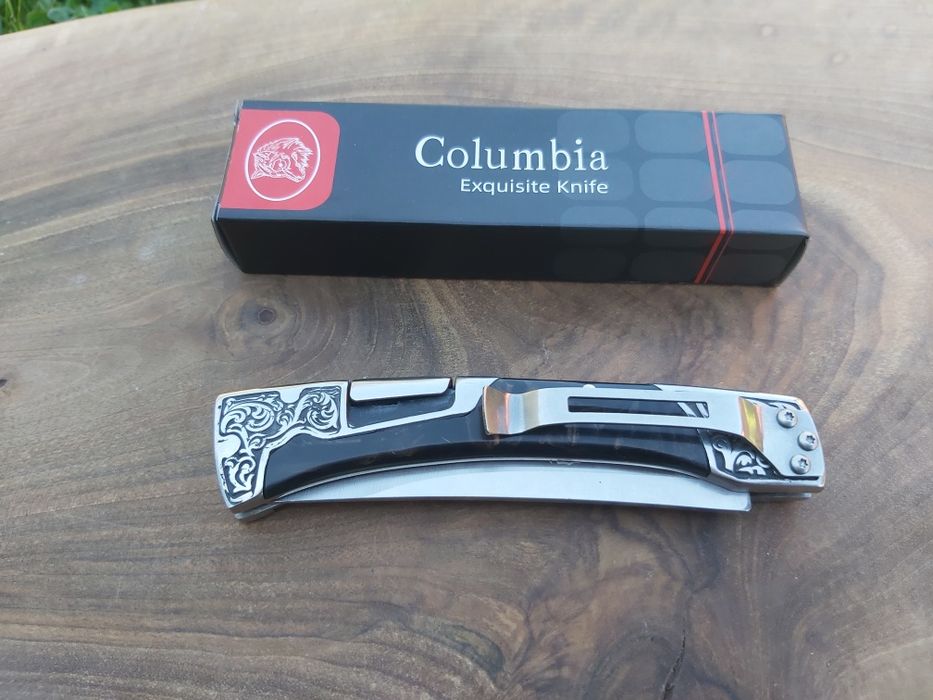 Сгъваем джобен нож Columbia с гравирана дръжка В3165