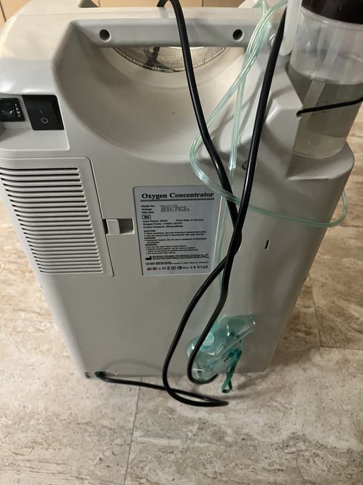 Oxygen concentrator