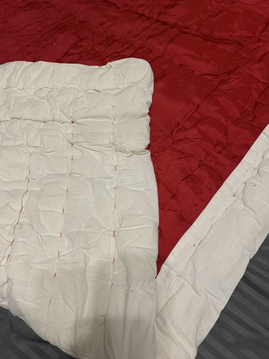 2 броя юргани с копринено лице