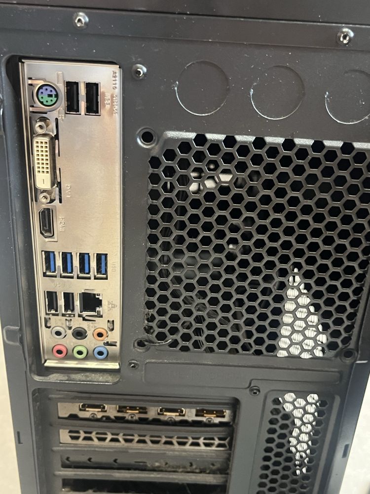 Pc 3060 ti + monitor 144 hz