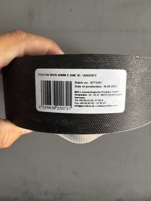 Banda adeziva neagra pentru fatade ventilate, TESCON INVIS, 60mm x 30m