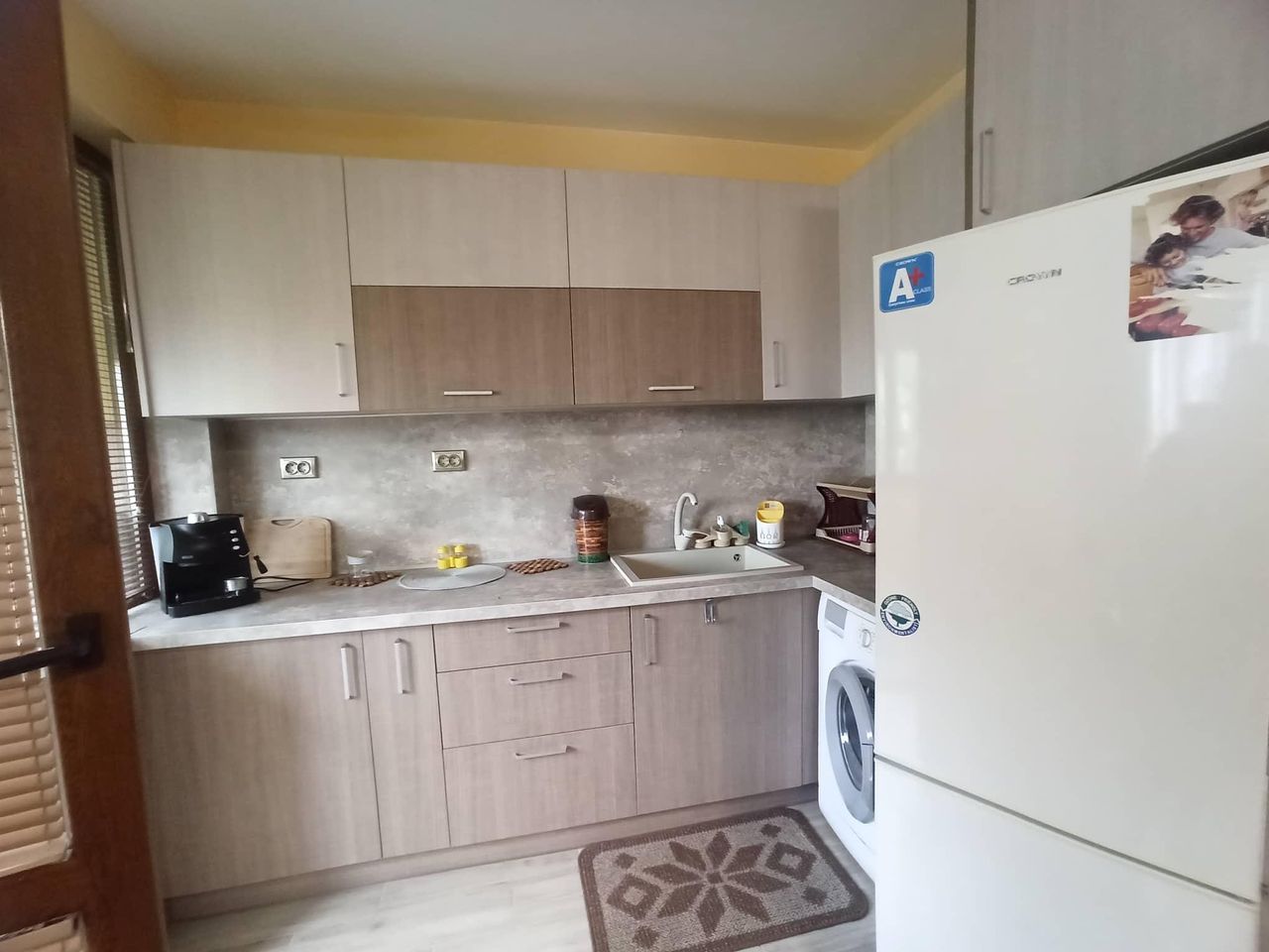 Дава се под наем Тристаен апартамент в Пловдив, Съдийски - 100 кв.м за 500 € - Снимка #3