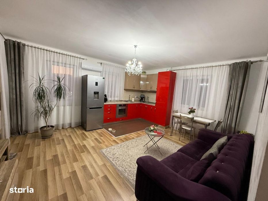 Apartament de 3 camere, decomandat, 67 mp., zona Calea Moldovei