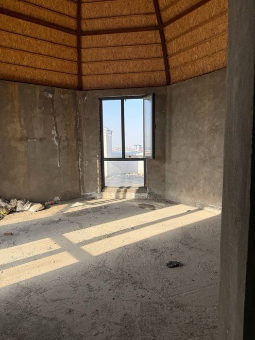 Жк Абу Даби-Хувайдо Махалля! Продается дуплекс с террасой-КОРОБКА!