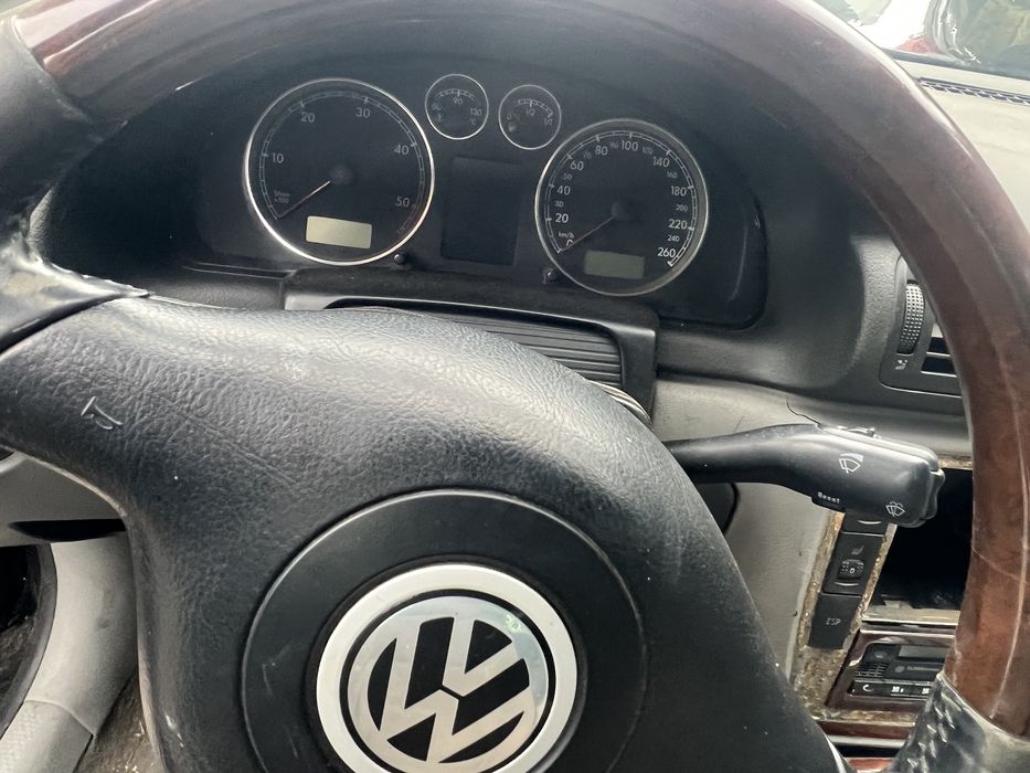 Volkswagen Passat b5.5 2.5 НА ЧАСТИ