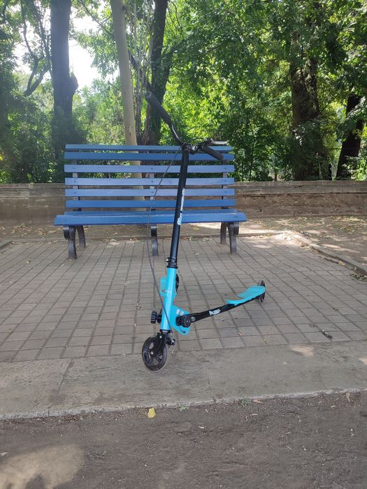 Scooter Fliker bine întreținut, fără probleme