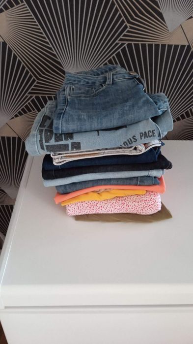 Продам женские вещи.