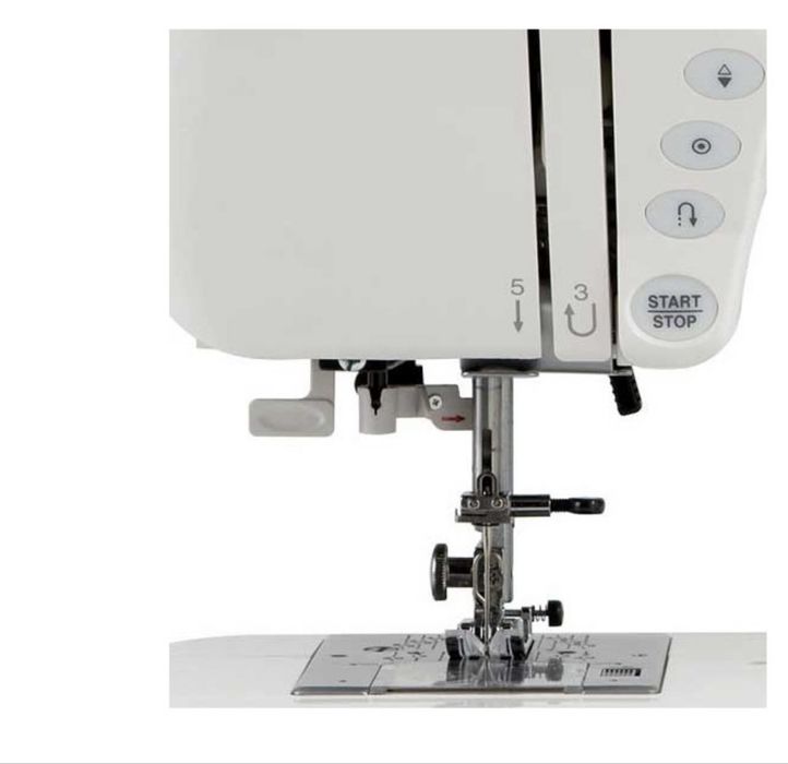 Шевната машина Janome DC4030