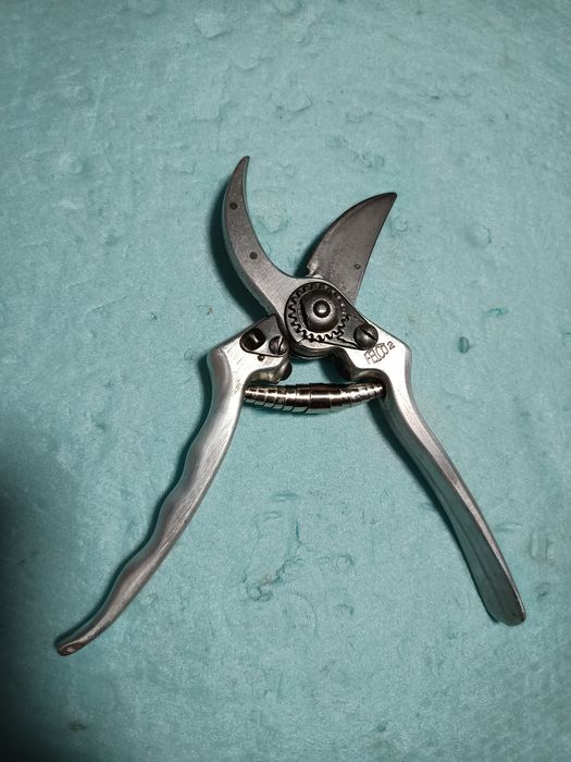 Felco 2 професионални лозарски ножици