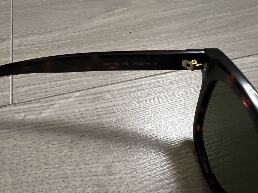 Gucci ochelari noi 100% originali, cu cutie si toate accesoriile