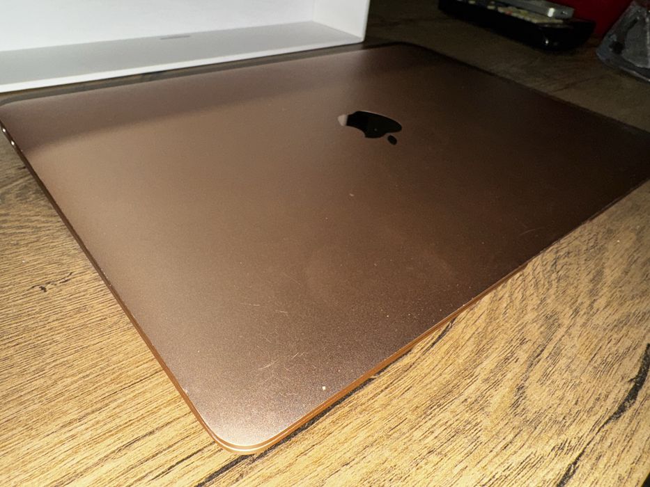 Macbook Air 13 inch 2020