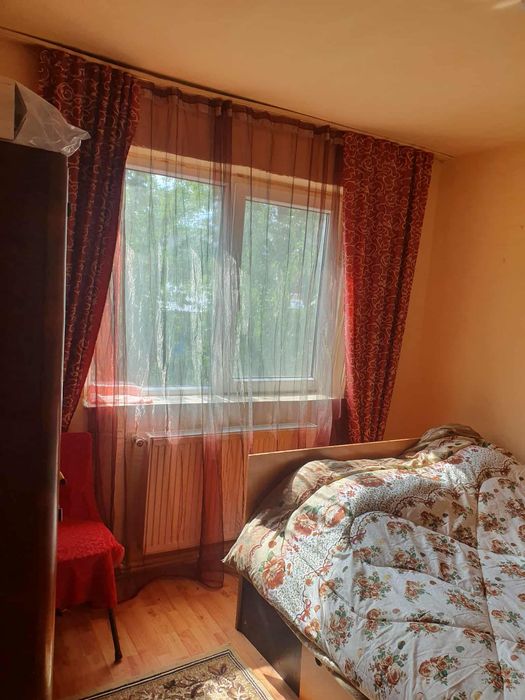 Apartament cu 3 camere