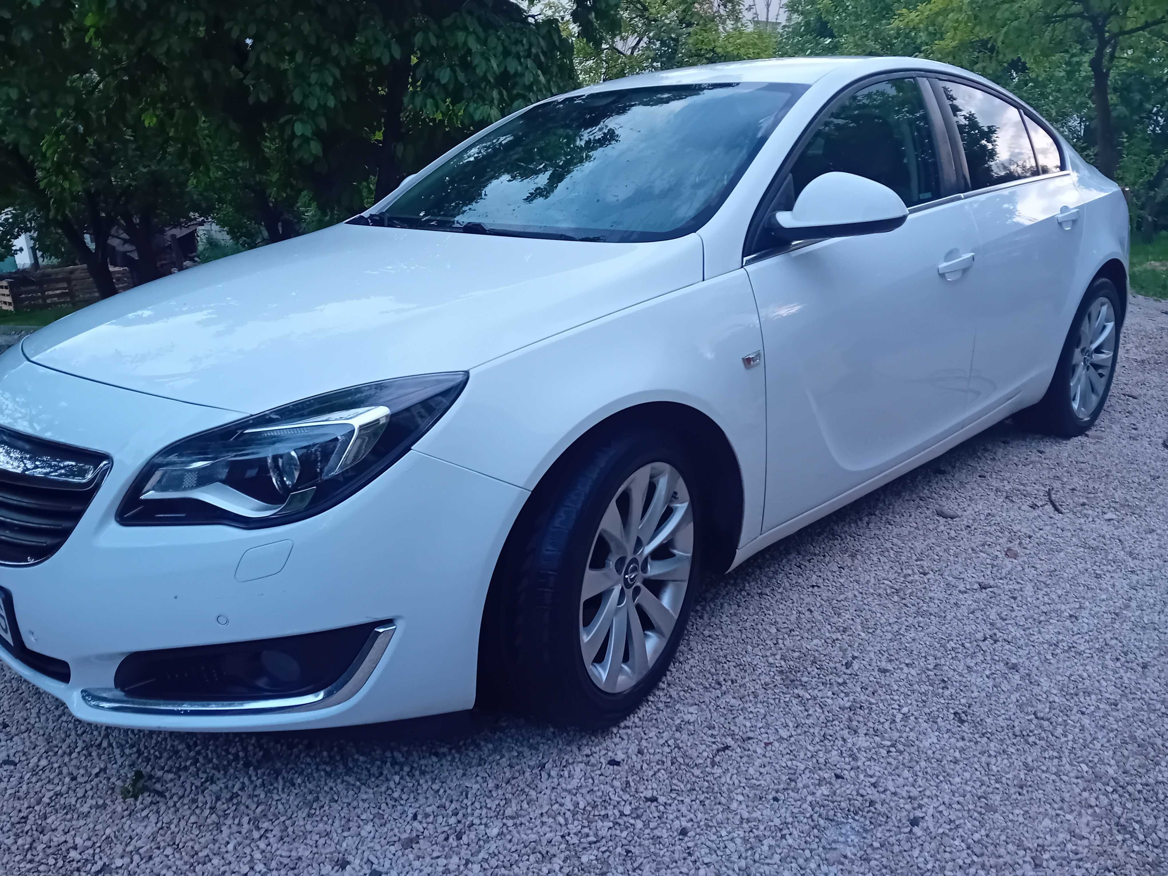 Vând Opel Insignia 1.6 CDTI