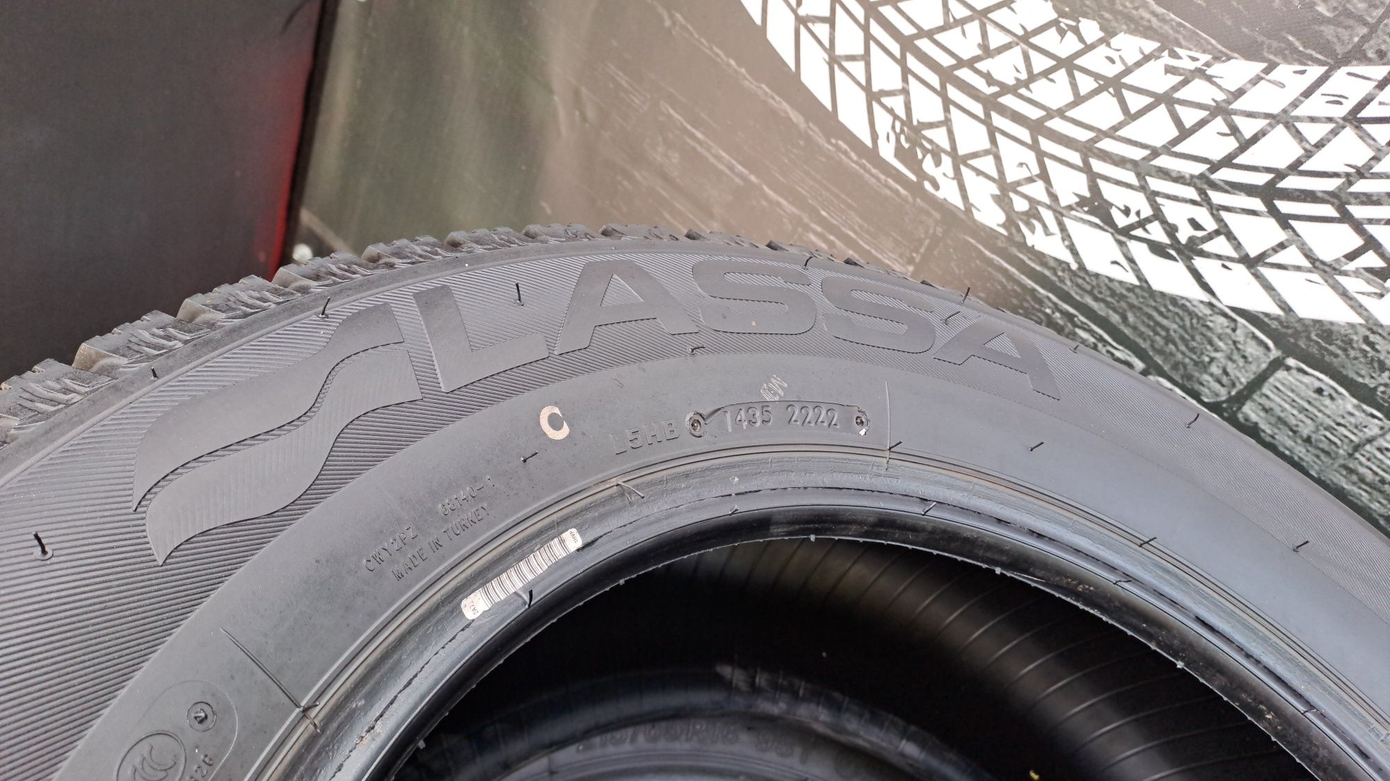 4бр. Джип 215/65/16 Lassa Iceways 2