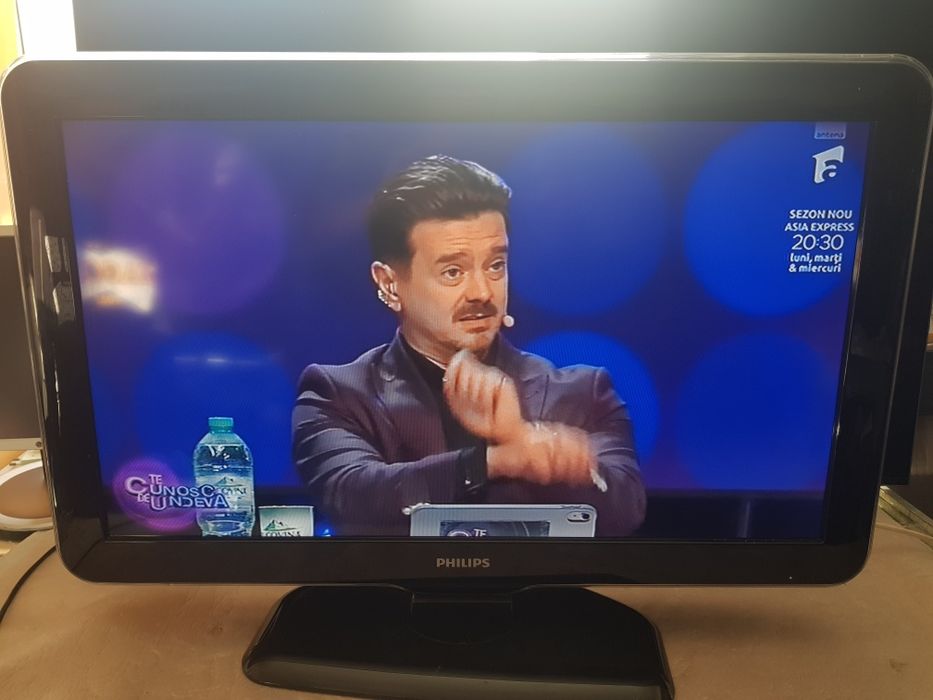 Vand televizor Philips diagonala 81 cm