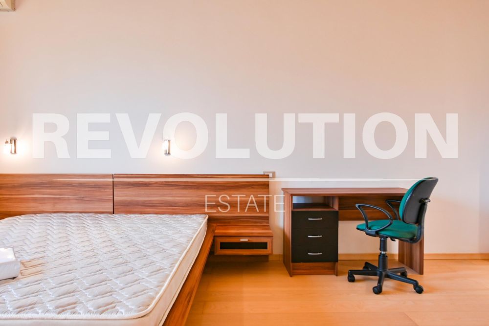 Дава се под наем Четиристаен апартамент в София, Витоша - 300 кв.м за 1900 € - Снимка #13