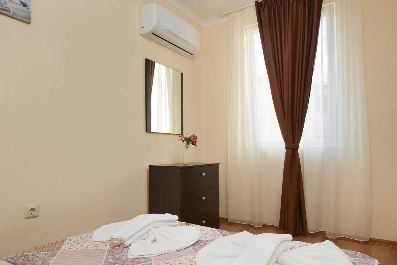 Продава се Тристаен апартамент в Несебър - 79 кв.м за 1595 €/кв.м - Снимка #17