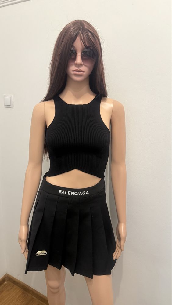 Пола на Balenciaga