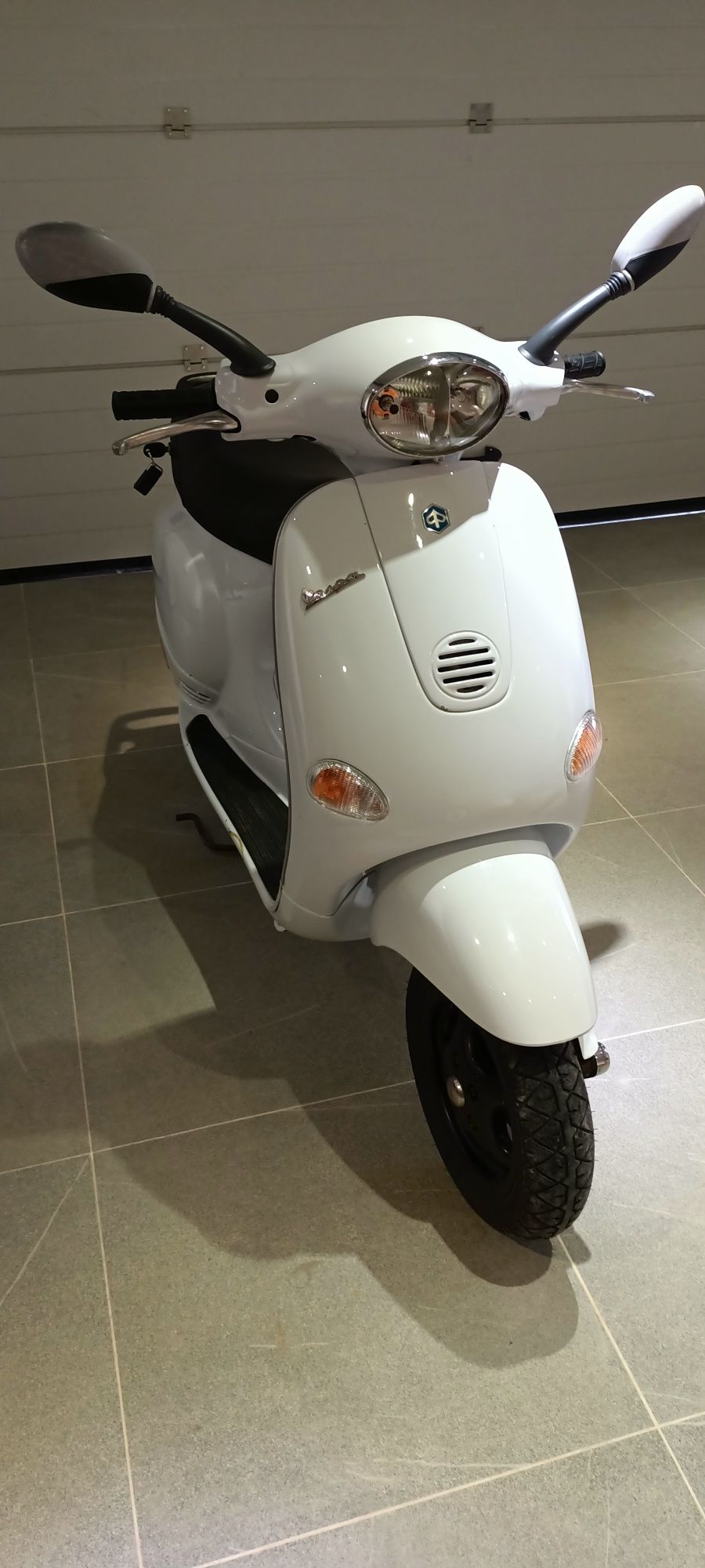 Scooter Piaggio Vespa ET4 125 cc