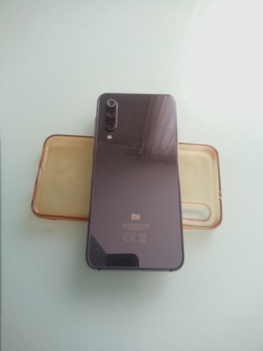 Смартфон Xiaomi Mi 9 SE, Dual SIM, 128GB, 6GB RAM, 4G, Black