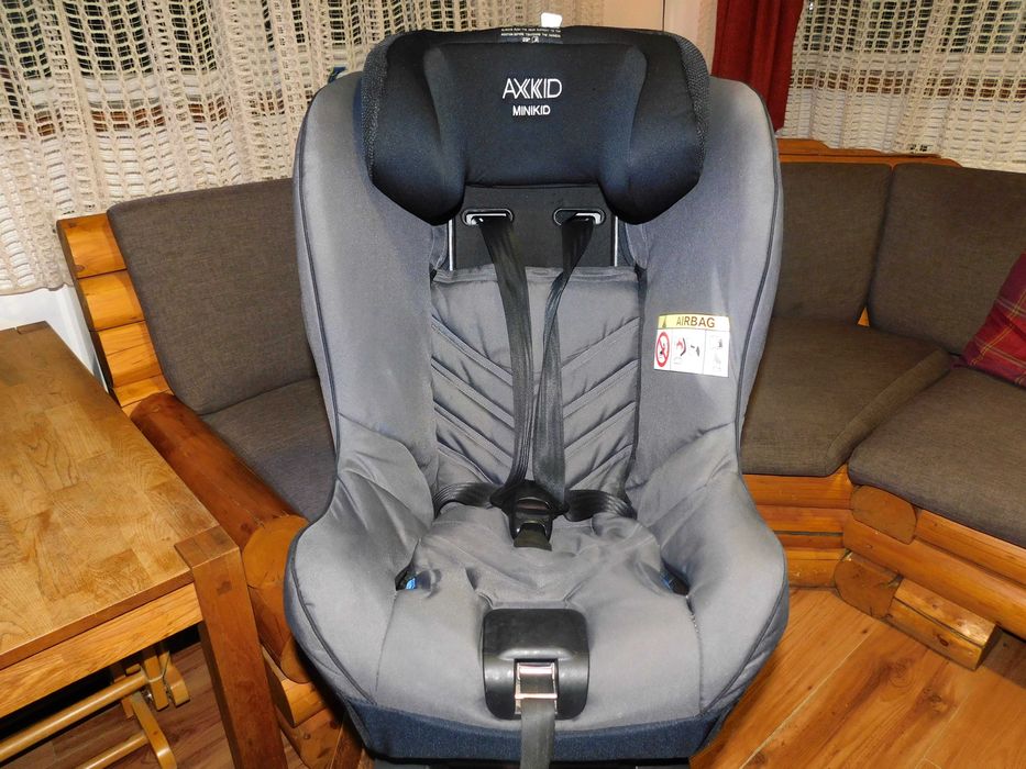 Scaun auto Axkid grupa 0-25 kg, ISOFIX (Rear-Forward Facing)