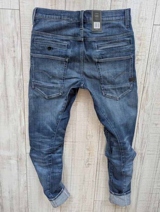 G-Star Raw 
W31L32
Цена: 165 лв.
Състав: Памук с еластан 
Размери: Тал