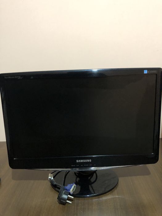 Монитор Samsung