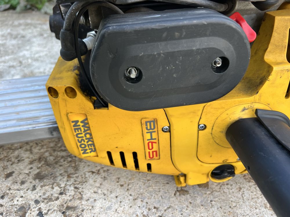 Ciocan demolator - picamer Wacker Neuson BH65