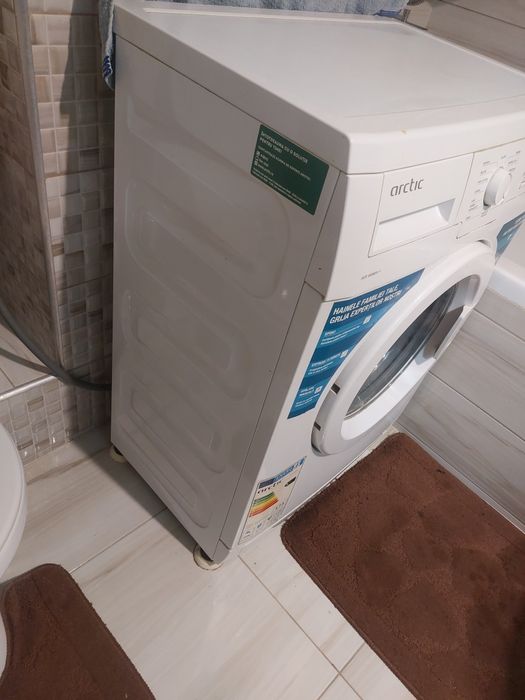 Masina de spalat rufe Slim Artic
