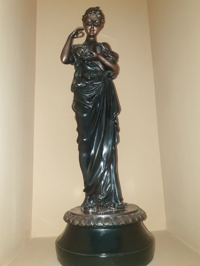 Statueta de vanzare