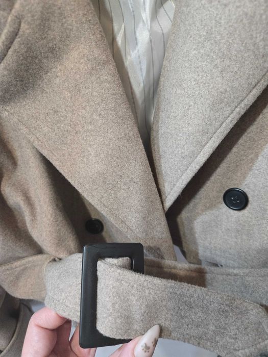 Модерно късо палто