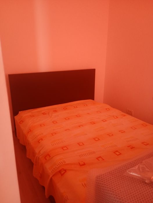 Închirez apartament zona micro 14 !1