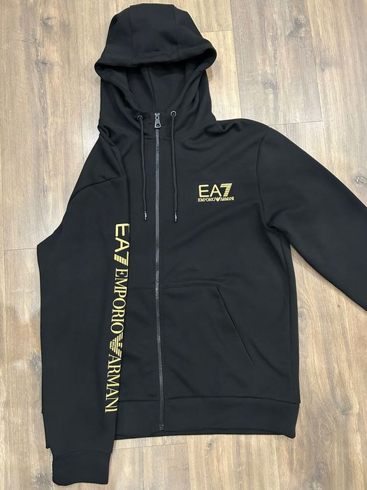 ОРИГИНАЛЕН екип Emporio Armani Exchange