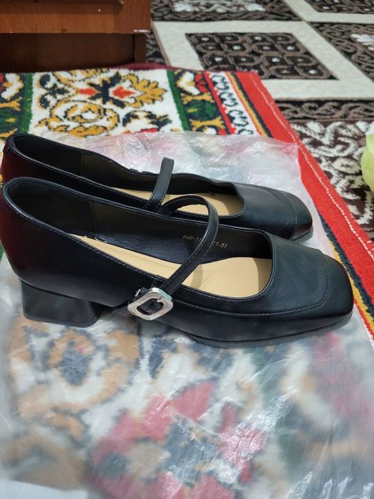 Туфли и балетки новая коробка имеется